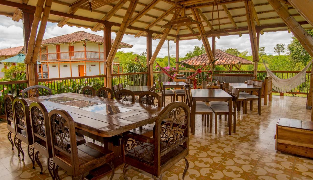 Вилла Hacienda El Saman Кимбайя Экстерьер фото